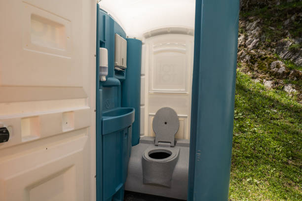 Best Portable Restroom Servicing (Cleaning and Restocking) in USA